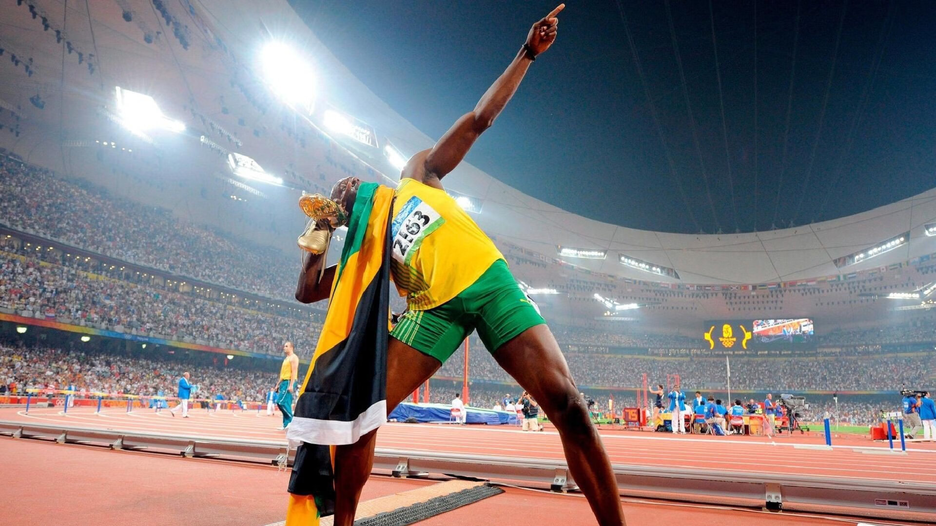 拜仁不断突破!,哈登连续七场比赛得分超过大比分获胜赢得满堂喝彩