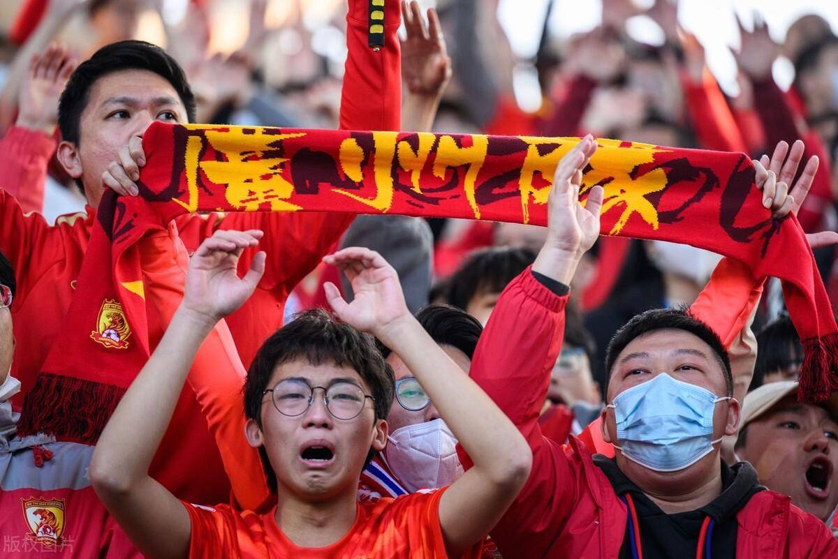 又见绝平!广州队与曼城鏖战至终场,格列兹曼读秒救主(广州队对广州城队视频直播) 又见绝平!广州队与曼城鏖战至终场,格列兹曼读秒救主(广州队对广州城队视频直播)